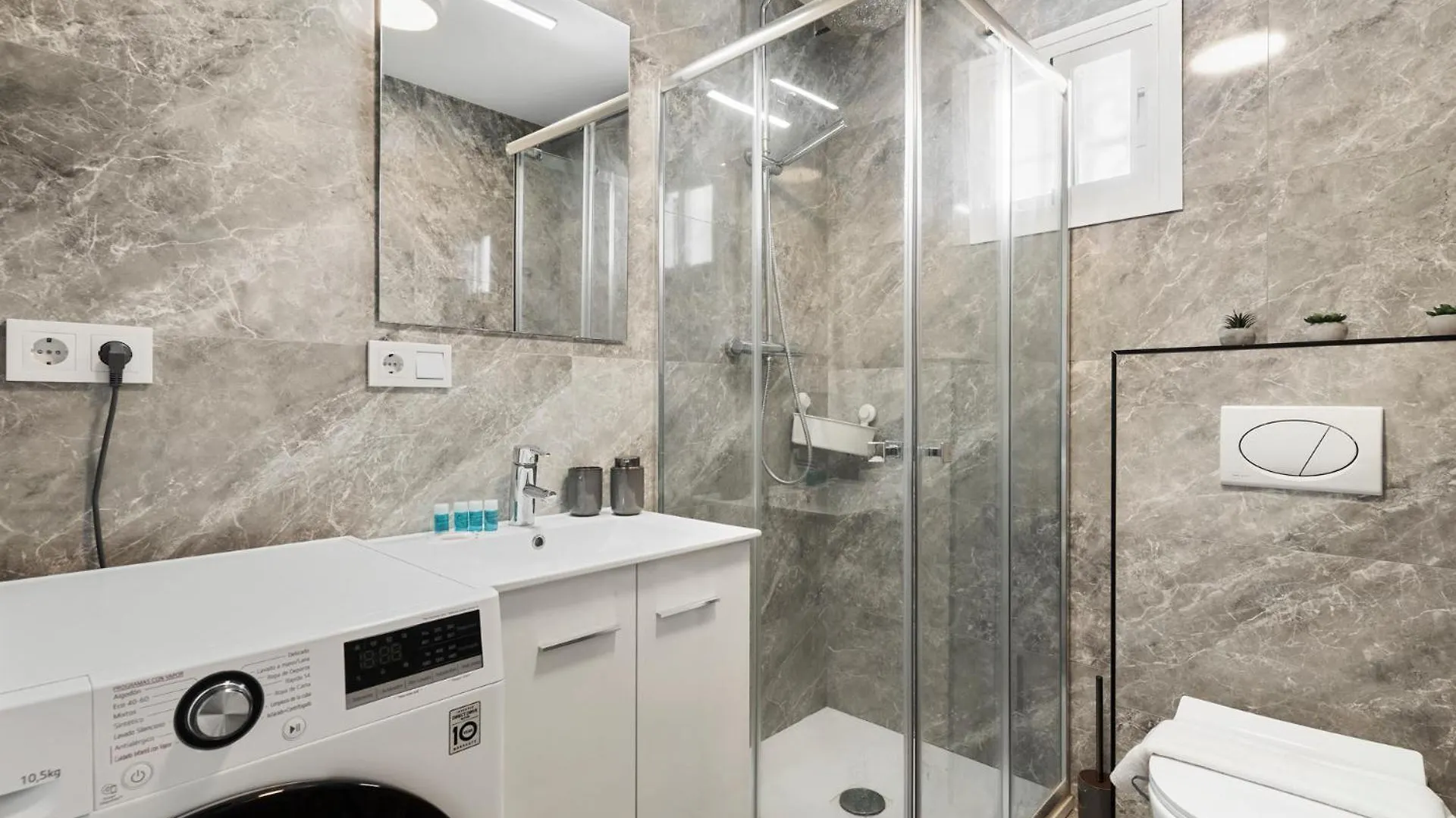 Colina Blanca Family Apartment With Pool By Costarentals - Ref 23 Fuengirola