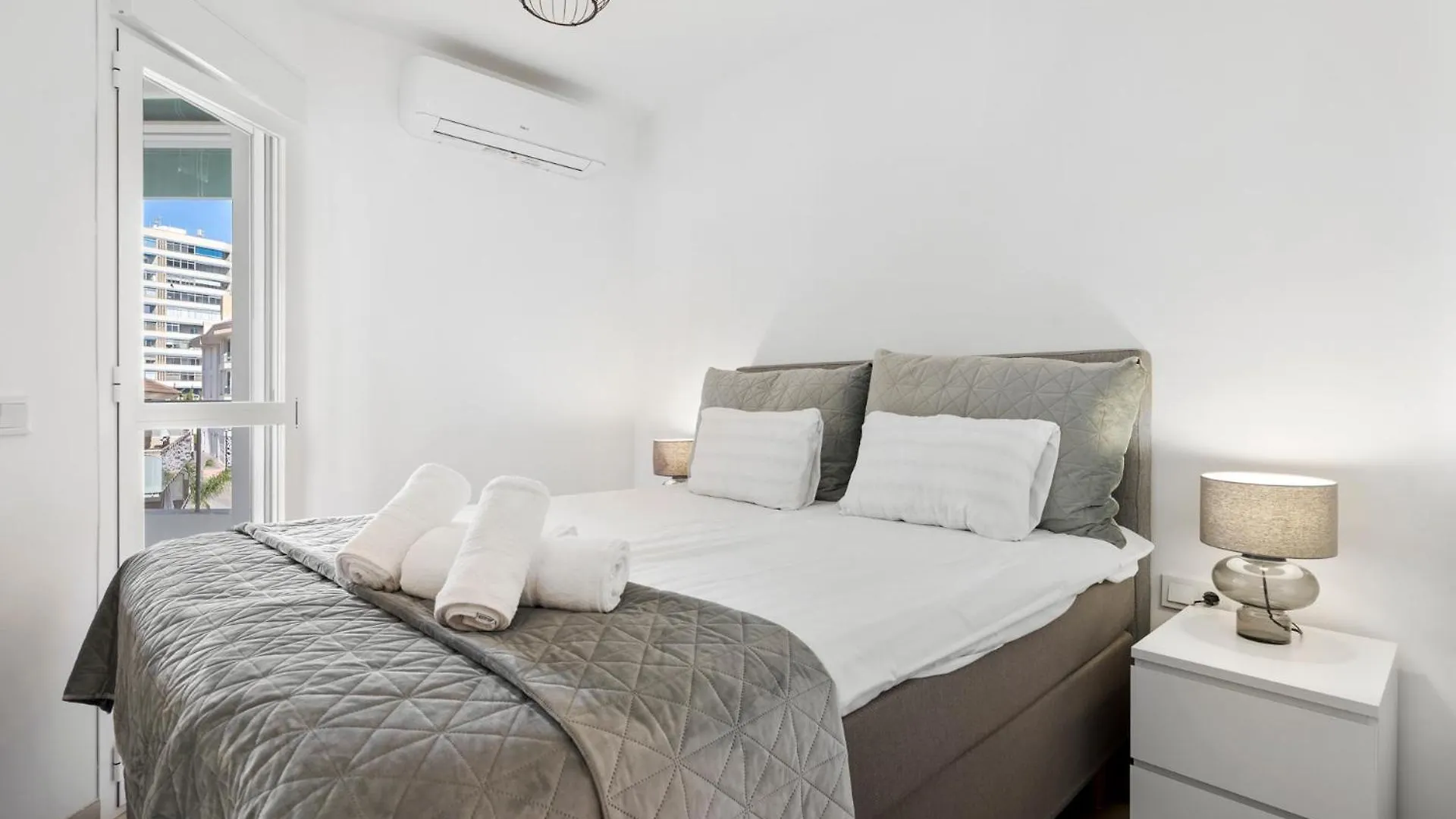 Colina Blanca Family Apartment With Pool By Costarentals - Ref 23 Fuengirola Spain
