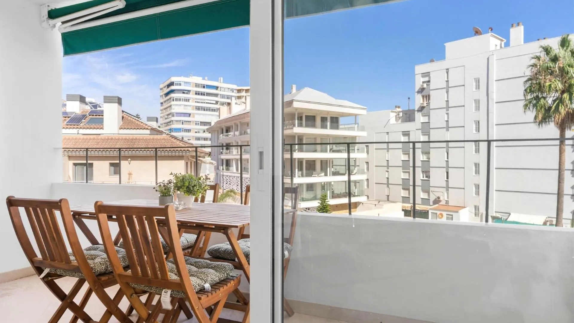 Colina Blanca Family Apartment With Pool By Costarentals - Ref 23 Fuengirola